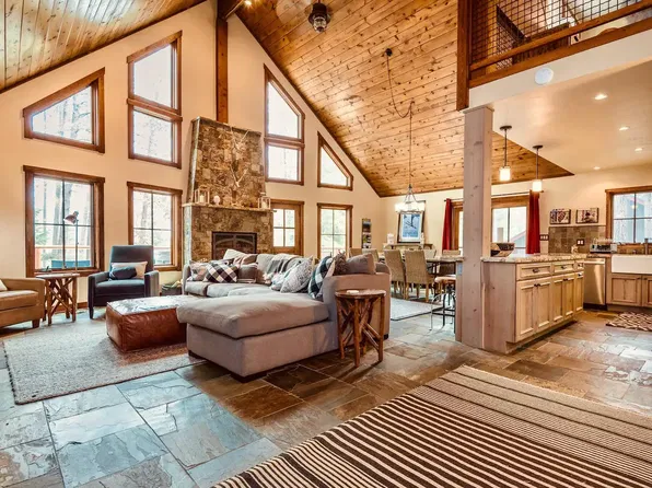 11528 Zermatt Dr, Truckee, CA 96161