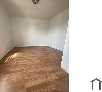 5th image of 3009 Bruner Ave #2
