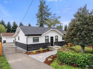 1018 7th Ave SE, Puyallup, WA