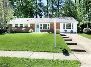 7123 Falcon St, Annandale, VA 22003