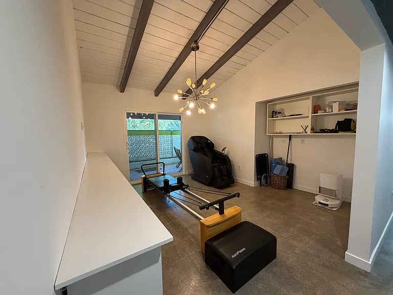 22701 Martha St — Photo 16