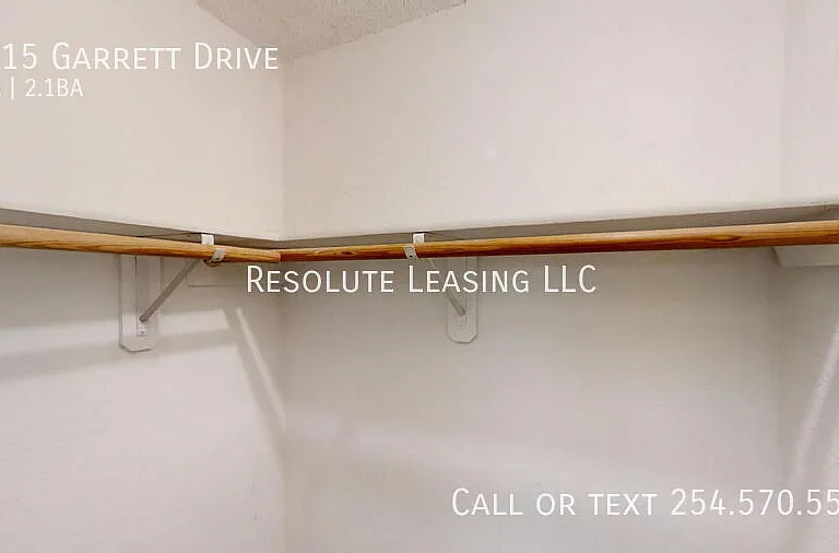 2215 Garrett Dr — Photo 22