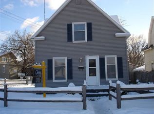 222 Saunders St NE, Grand Rapids, MI 49505