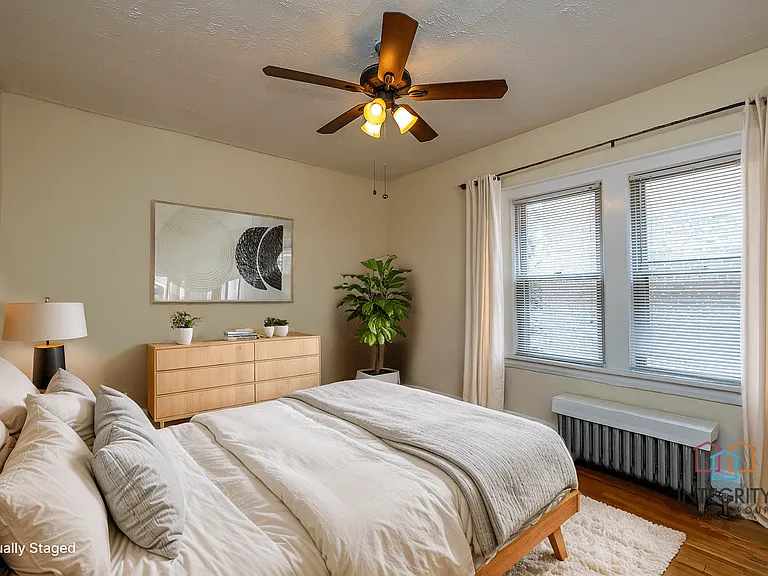 Lewis Manor Apartments — Photo 19