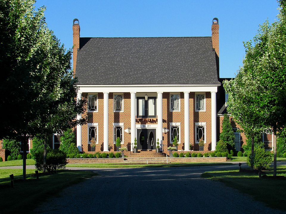 2nd image of 4451 Hickory Hill Rd