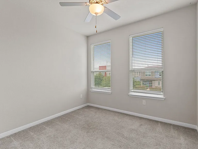 8809A Whitter Dr — Photo 18
