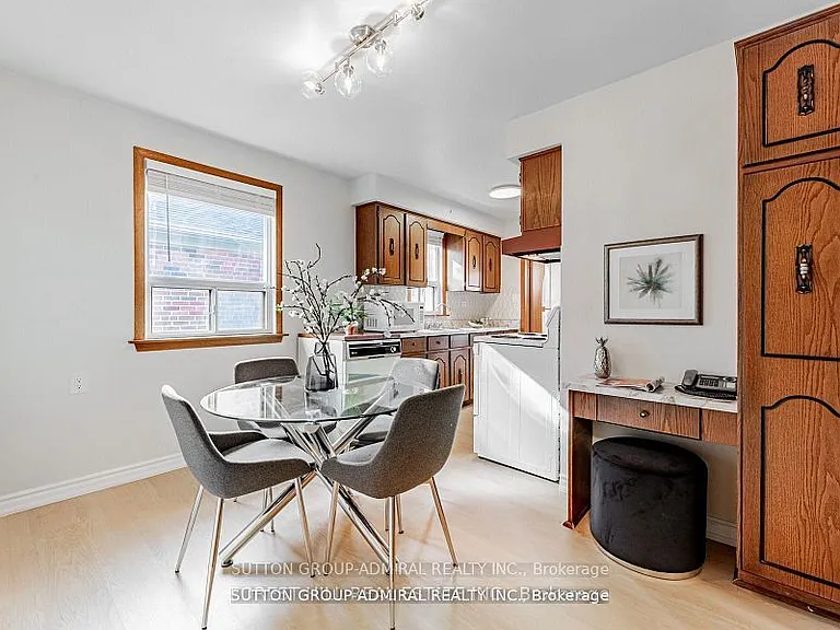 19 Tobruk Cres #MAIN — Photo 10