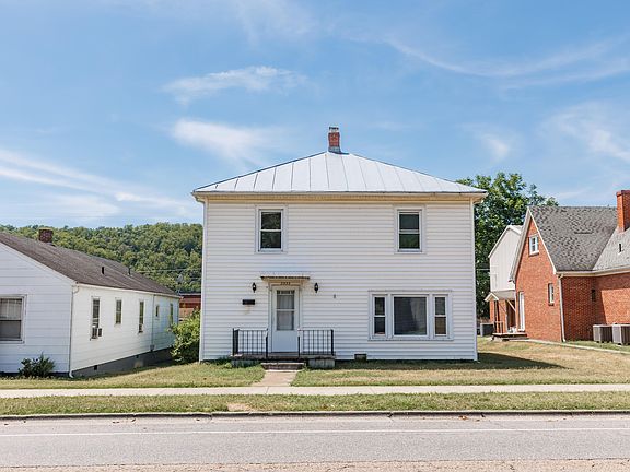 2nd image of 2323 Magnolia Ave