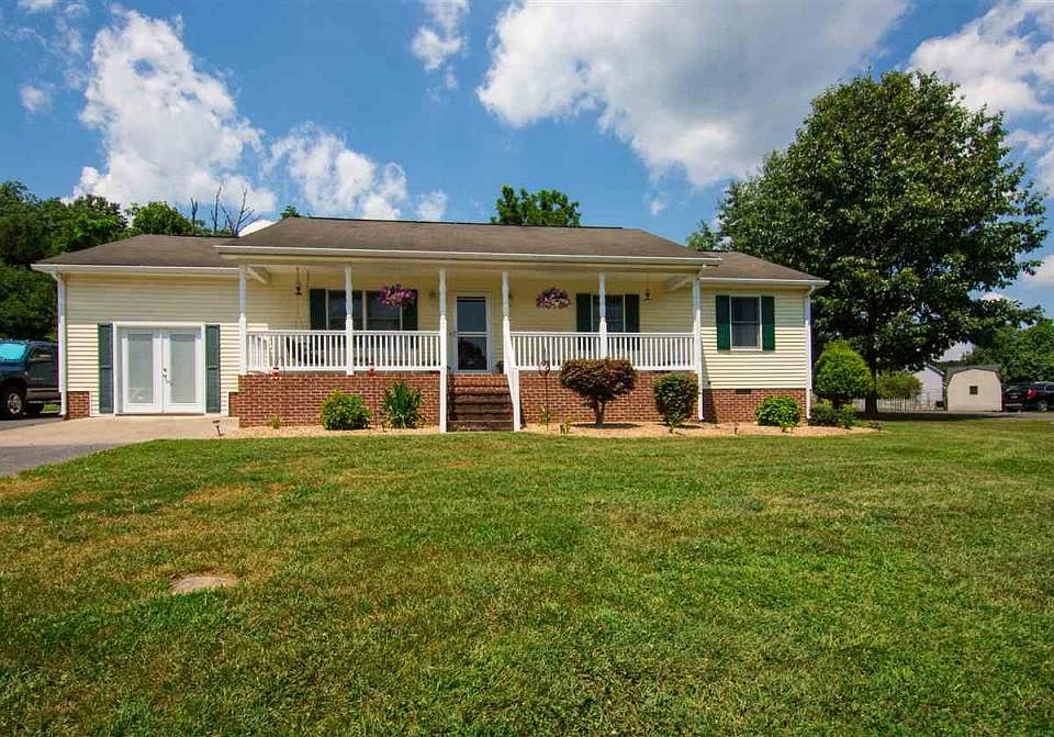 1st image of 1980 Creekside Ct