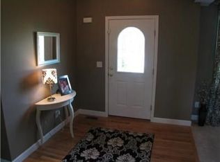 1041 Wethersfield Xing, Hurricane, WV 25526