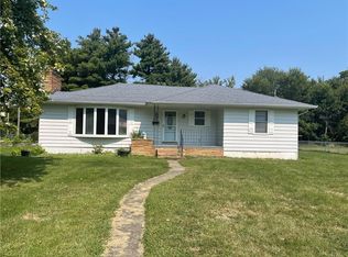 517 Mack St, Westville, IL 61883