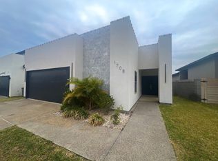 1708 Fresnillo Dr, Laredo, TX 78046