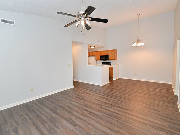 2nd image of 130 Pine Lake Dr APT 6