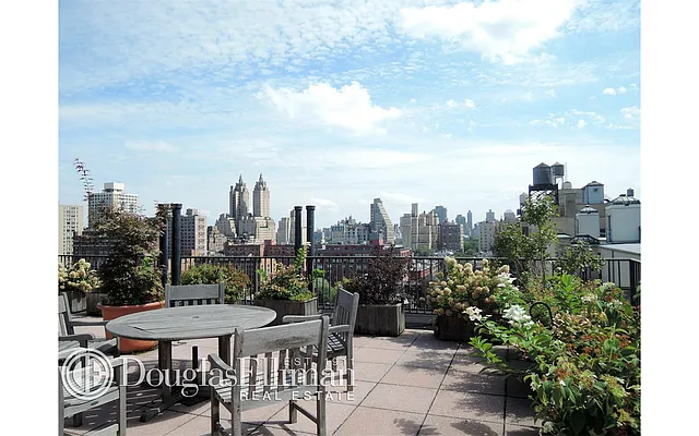 Sold by Douglas Elliman | media 28