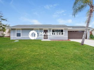 18529 Phlox Dr, Fort Myers, FL 33967