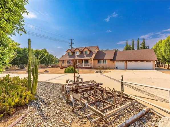 9441 Gum Tree Dr, Corona, CA 92883