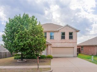 3513 Lake Hill Ln, Hurst, TX 76053