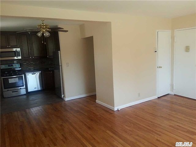 1st image of 1856 Oliver Ave