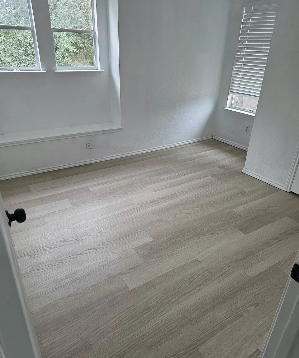 4 bed, 2149 sqft, $1,950 — Photo 1