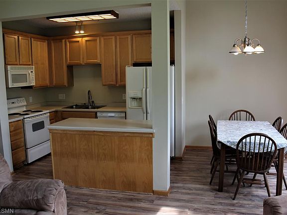 5th image of 3860 Abercrombie Ln