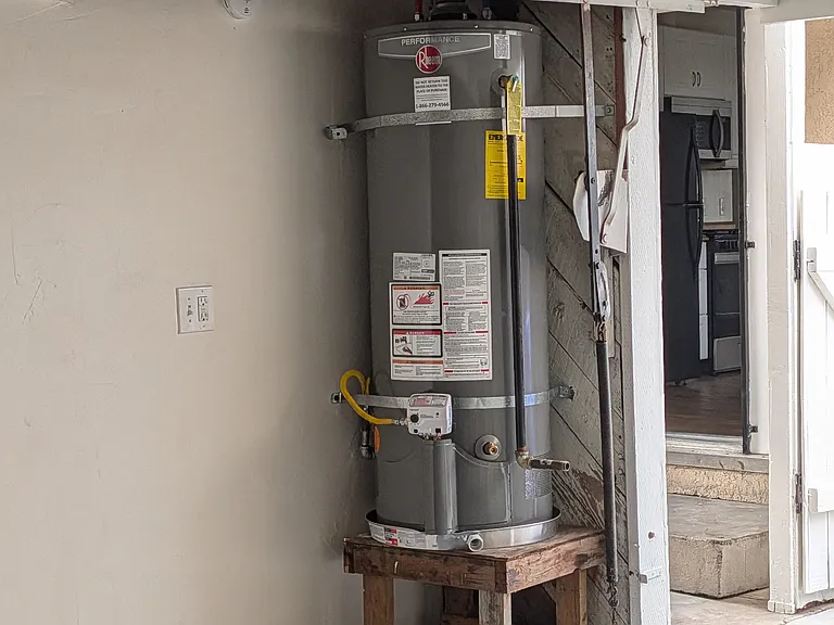 4186 Myrtle Ave — Photo 13