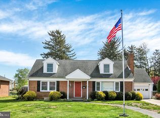 137 N Stephen Pl, Hanover, PA 17331