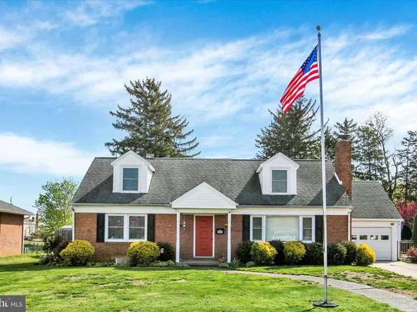 137 N Stephen Pl, Hanover, PA 17331