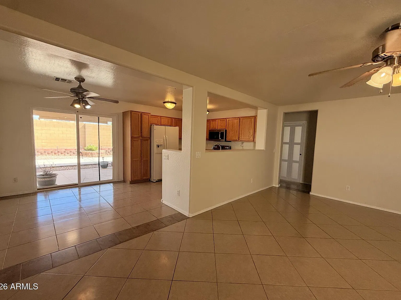 3 bed, 2.0 bath, 1245 sqft, $1,695 — Photo 2
