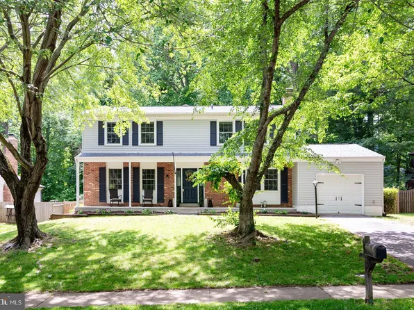 2267 Jennings St, Woodbridge, VA 22191