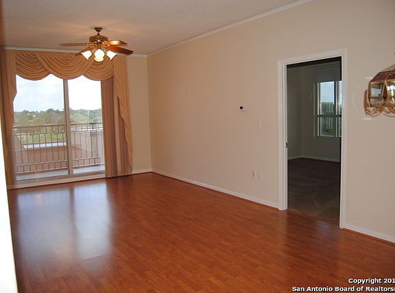 4th image of 1 Towers Park Ln APT 607