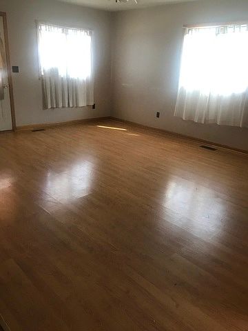 2nd image of 305 S Lott Blvd
