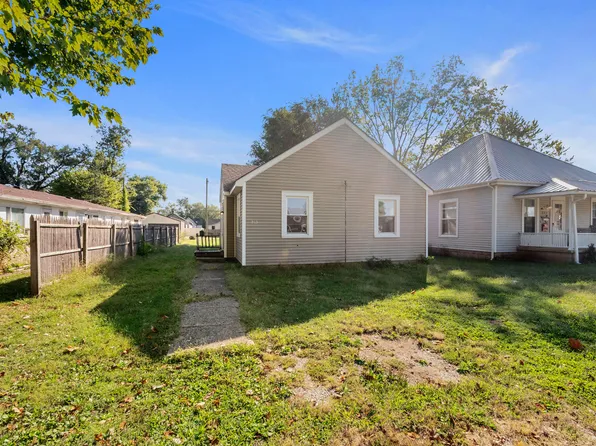 213 Hege Ave, Columbus, IN 47201