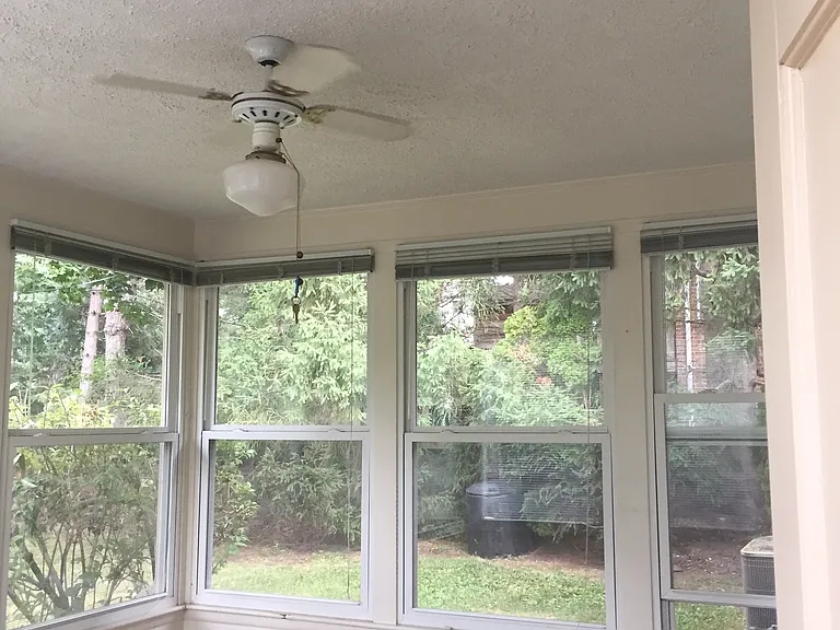 Whitehills Dr — Photo 31