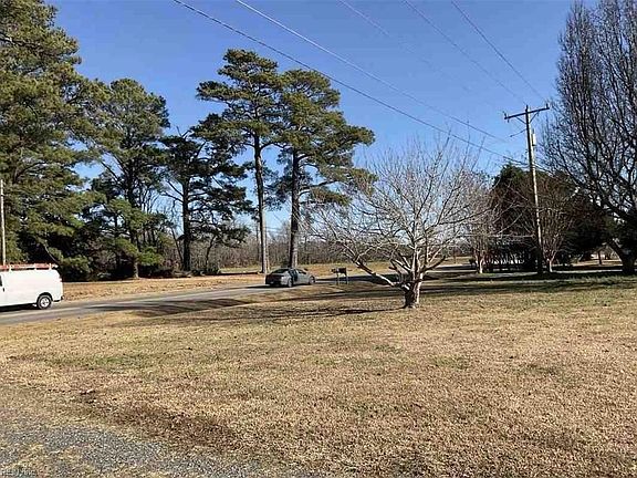 3rd image of 674 Tulls Creek Rd