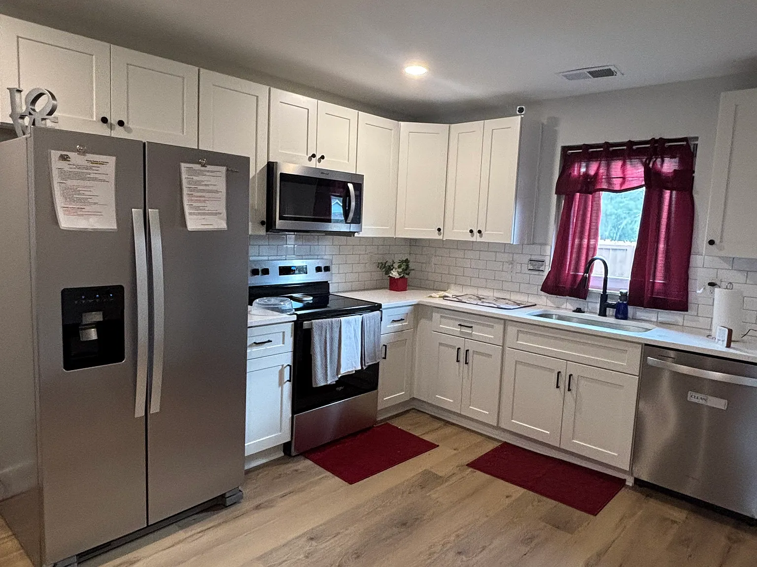 3 bed, 2.5 bath, 1259 sqft, $1,700 — Photo 4