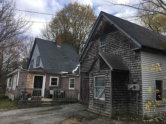 3rd image of 35 Temple Drive