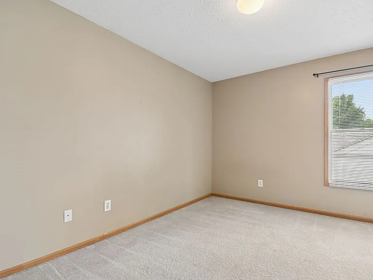 486 Ruffin Dr — Photo 28