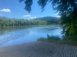 39 McPhearson Ter, Calico Rock, AR 72519