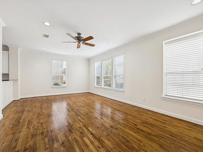 3001 Murworth Dr #1306 — Photo 8