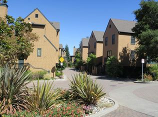 1 Loma Vista Ln, Belmont, CA