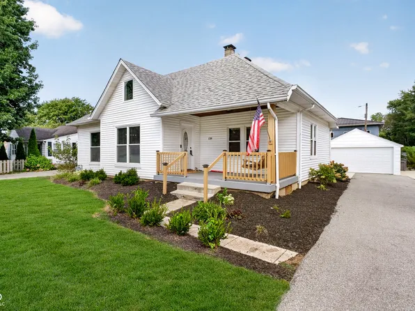 138 South St, Southport, IN 46227