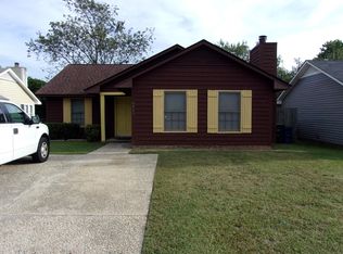 6844 Winchester St, Fayetteville, NC 28314