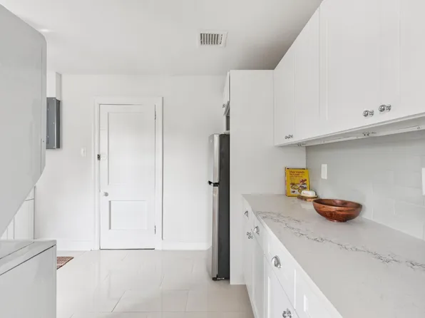 Greenwood Terrace, 169 Greenwood Ave APT B5, Jenkintown, PA 19046