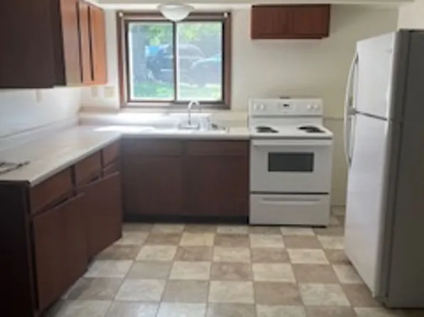 2 bed 1 bath unit, 4651 S Acorn Dr, Bloomington, IN 47403