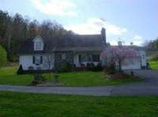 450 Menifee Rd, Grayson, KY 41143