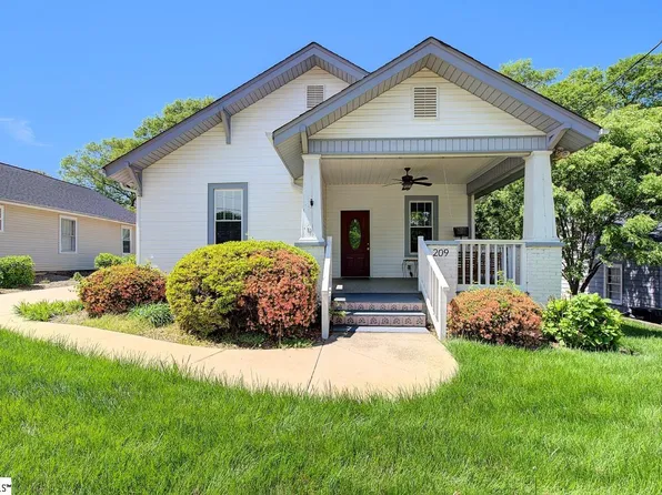 209 Pine St, Greer, SC 29650