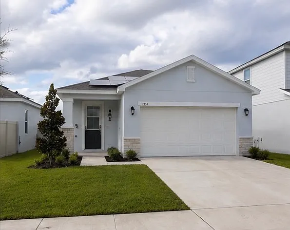 2258 Bluebird Pl — Photo 1