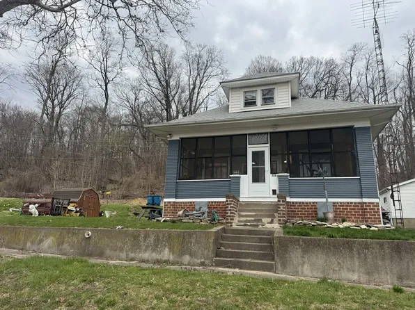 908 Willow St, Depue, IL 61322