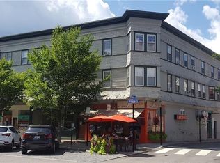 New Broadway Condominium, Newport, RI 02840