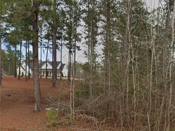 1240 N Walkers Mill Rd #29, Griffin, GA 30223
